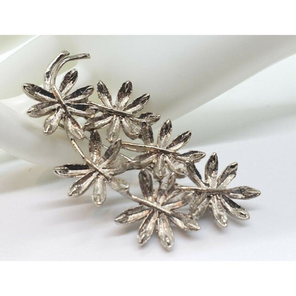 Vintage Leaf Floral Brooch Silverplated Branch Flowers Realistic Celebrity N.Y.